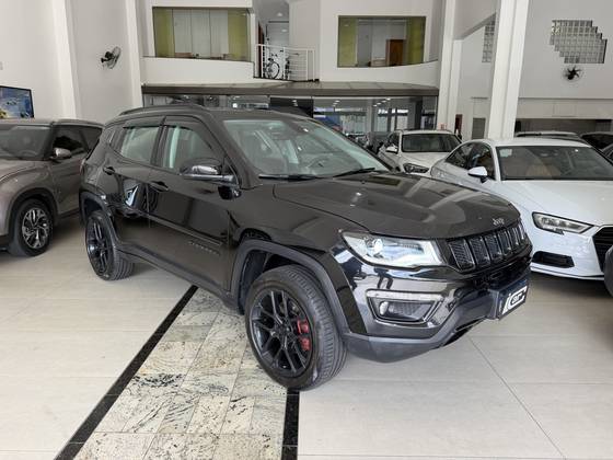 JEEP COMPASS 2.0 16V DIESEL NIGHT EAGLE 4X4 AUTOMÁTICO JEEP COMPASS 2.0 16V DIESEL NIGHT EAGLE 4X4 AUTOMÁTICO
